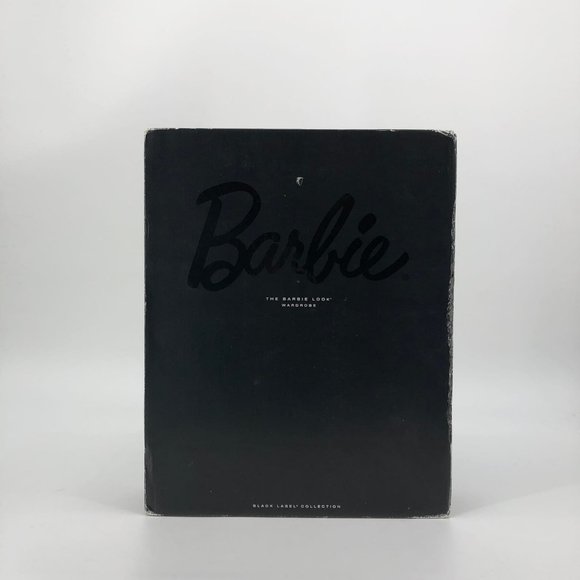 Barbie White and Pink Doll | Classic Barbie Wardrobe Set - Picture 5 of 8